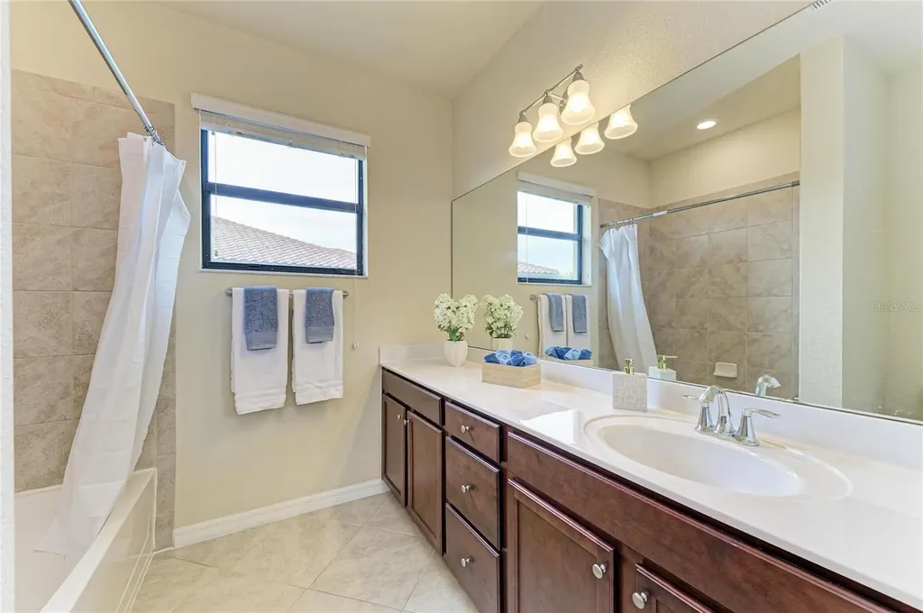 20210 Lagente Circle Venice FL 34293