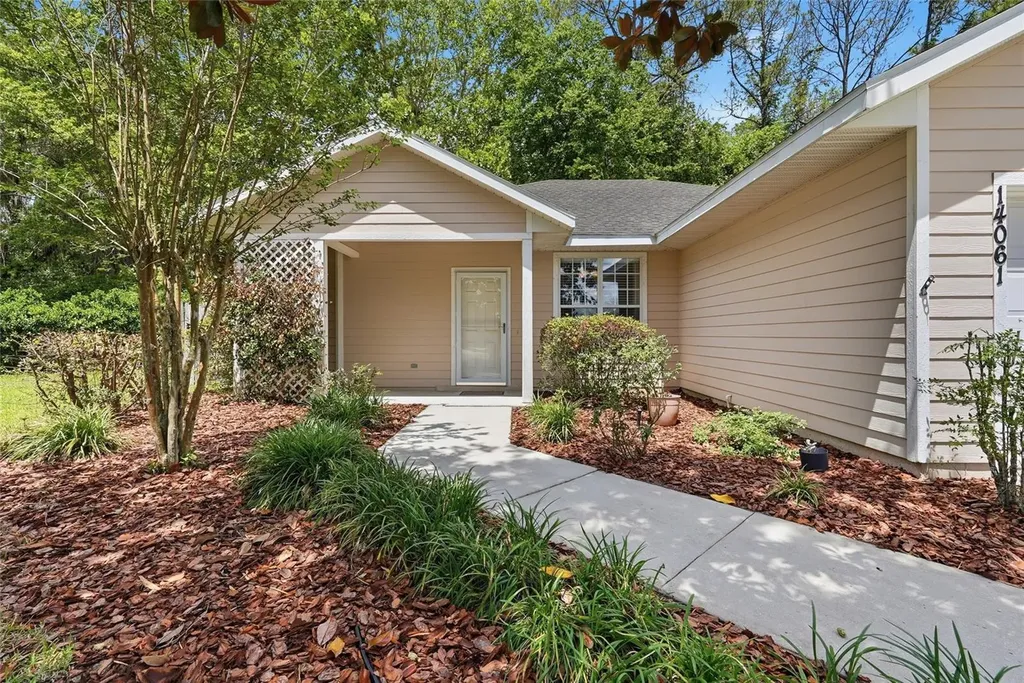 14061 NW 9th Road Newberry FL 32669