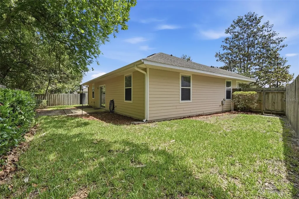 14061 NW 9th Road Newberry FL 32669