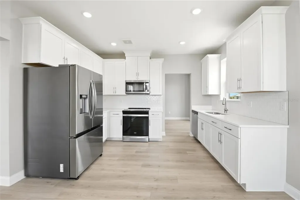 7521 Laureate Boulevard Orlando FL 32827