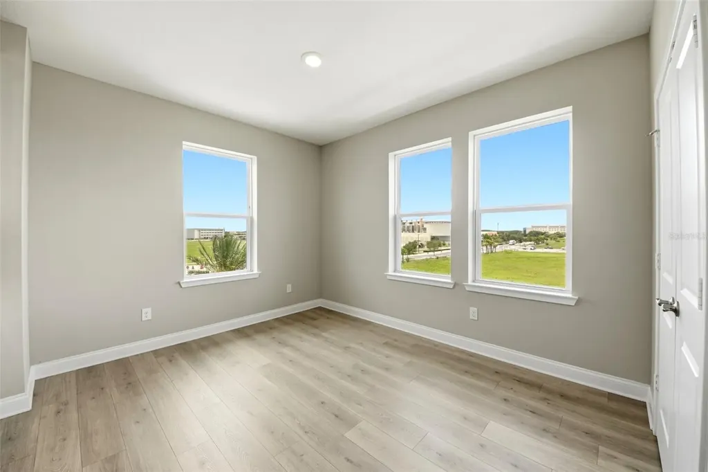 7521 Laureate Boulevard Orlando FL 32827
