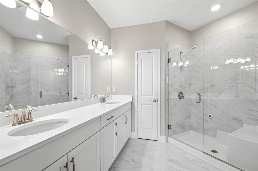 7521 Laureate Boulevard Orlando FL 32827