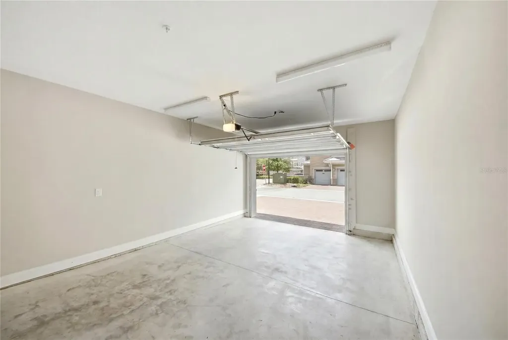 7521 Laureate Boulevard Orlando FL 32827