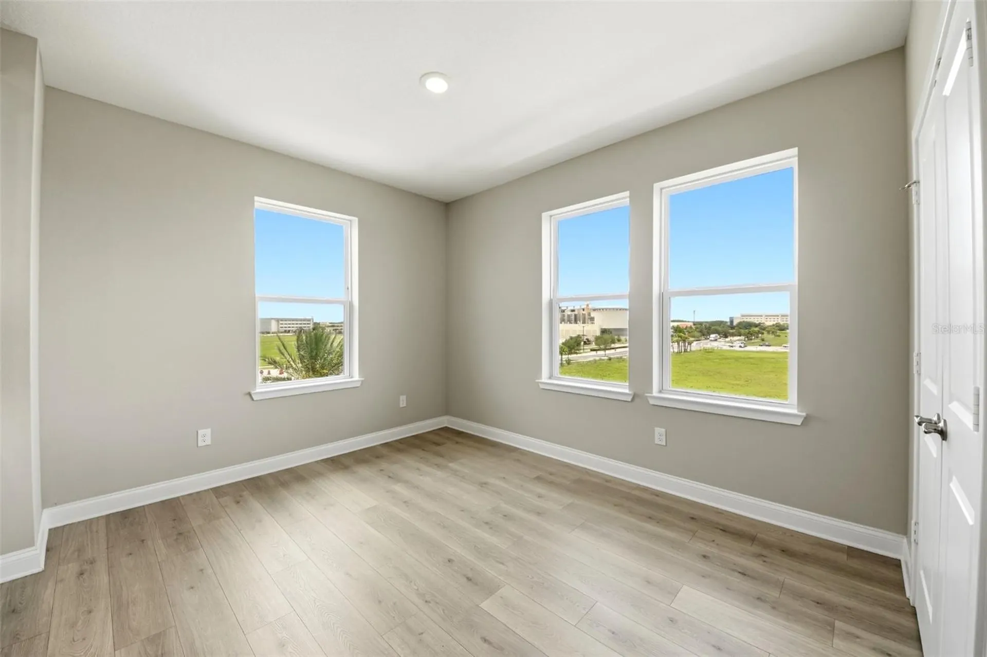 7521 Laureate Boulevard Orlando FL 32827