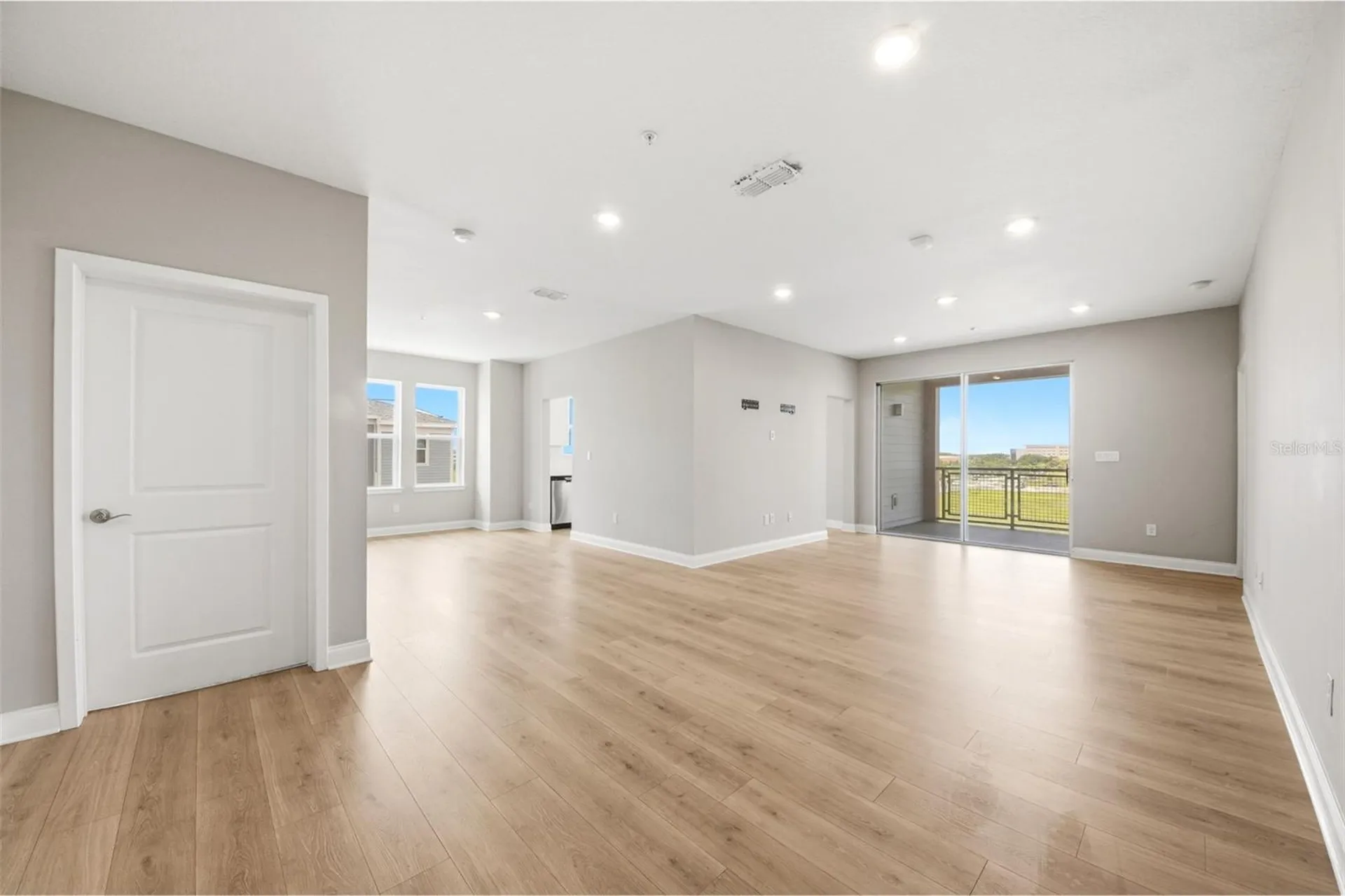 7521 Laureate Boulevard Orlando FL 32827