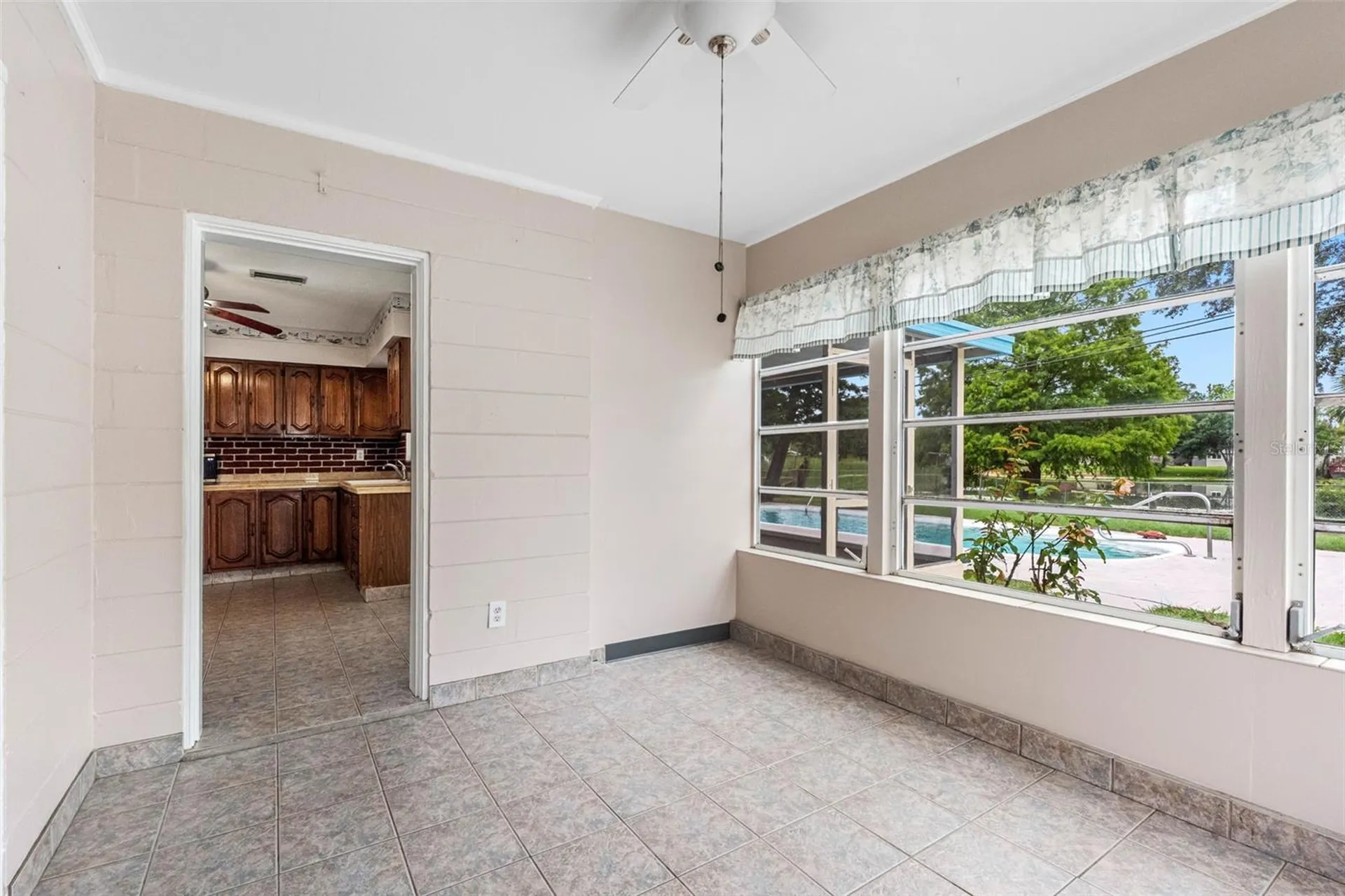 126 W Grapefruit Circle Clearwater FL 33759