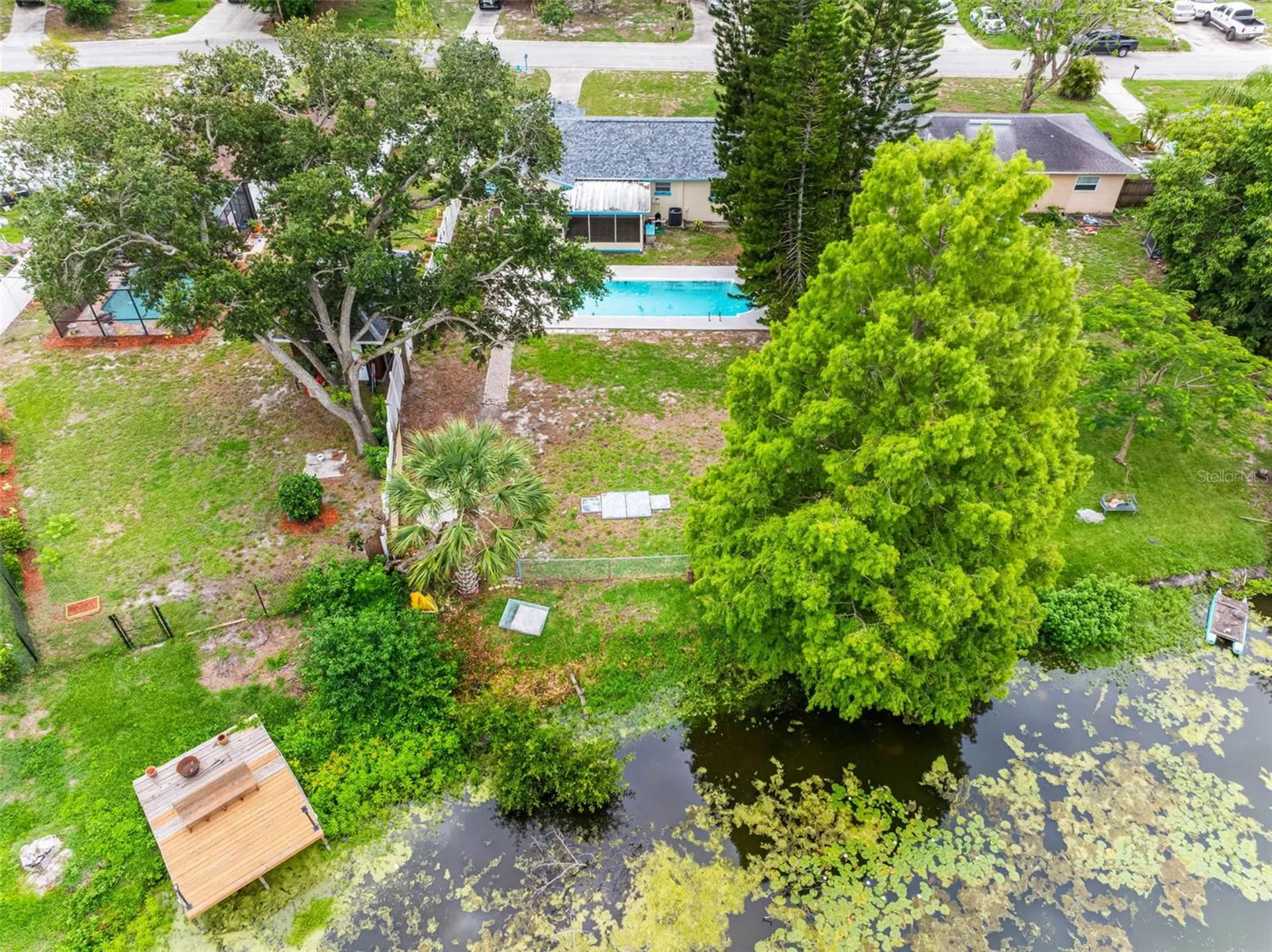 126 W Grapefruit Circle Clearwater FL 33759