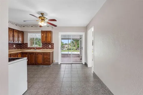 126 W Grapefruit Circle Clearwater FL 33759