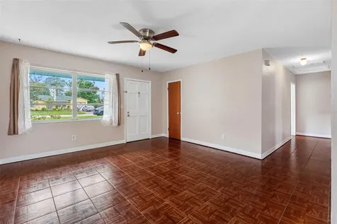 126 W Grapefruit Circle Clearwater FL 33759