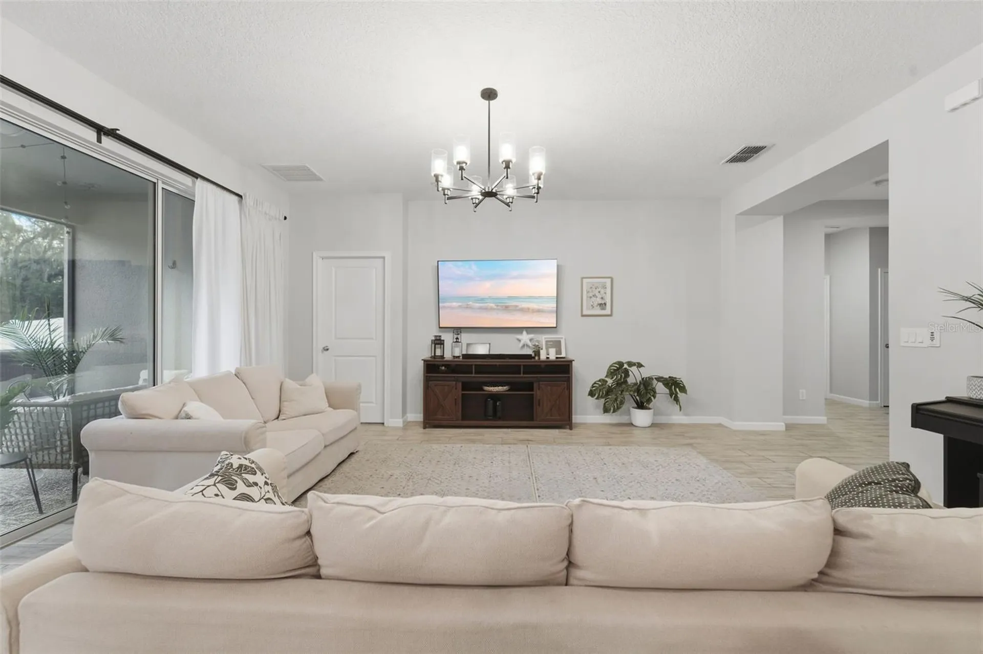 1097 Hendon Loop Davenport FL 33837