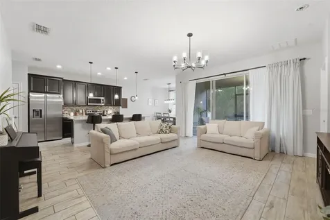 1097 Hendon Loop Davenport FL 33837