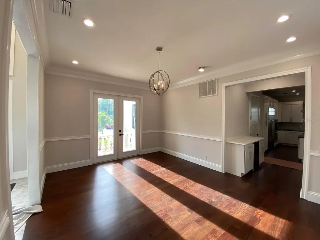 420 S Royal Poinciana Drive Tampa FL 33609