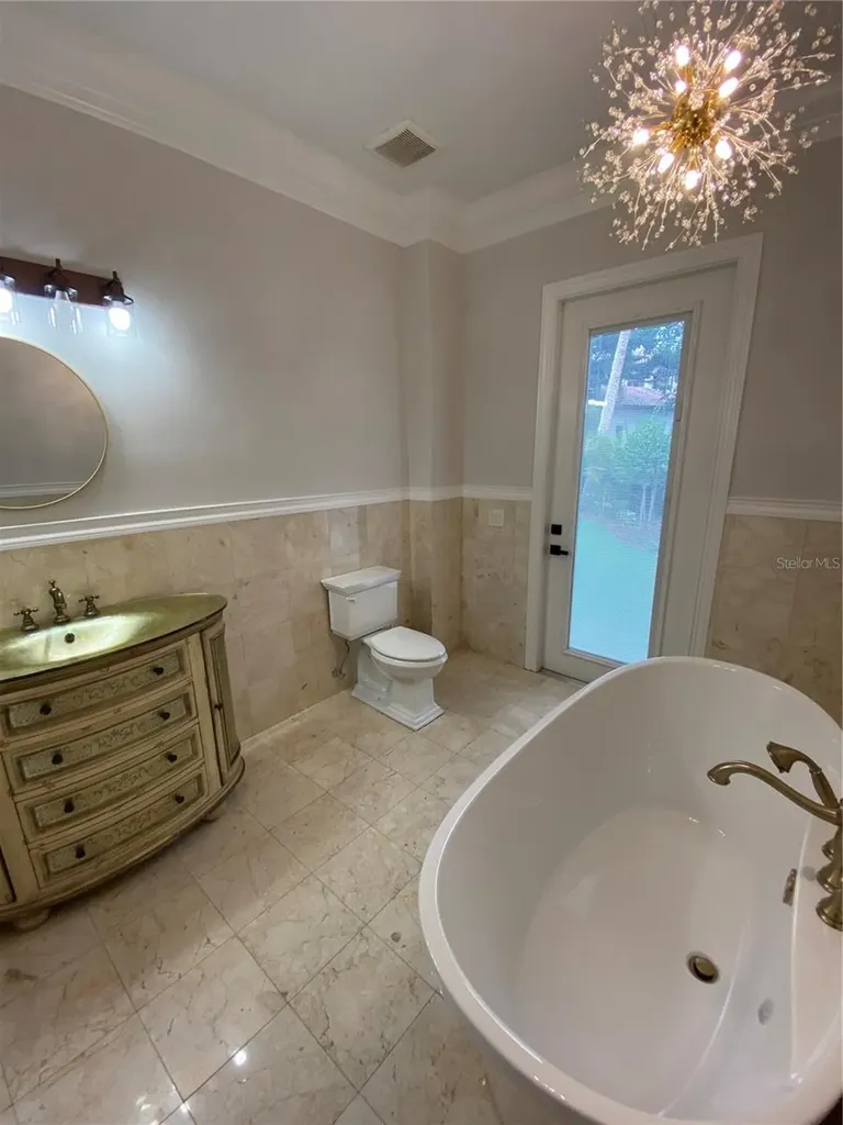 420 S Royal Poinciana Drive Tampa FL 33609