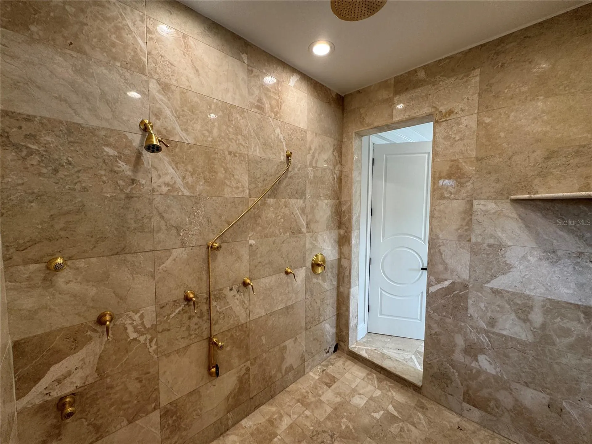 420 S Royal Poinciana Drive Tampa FL 33609