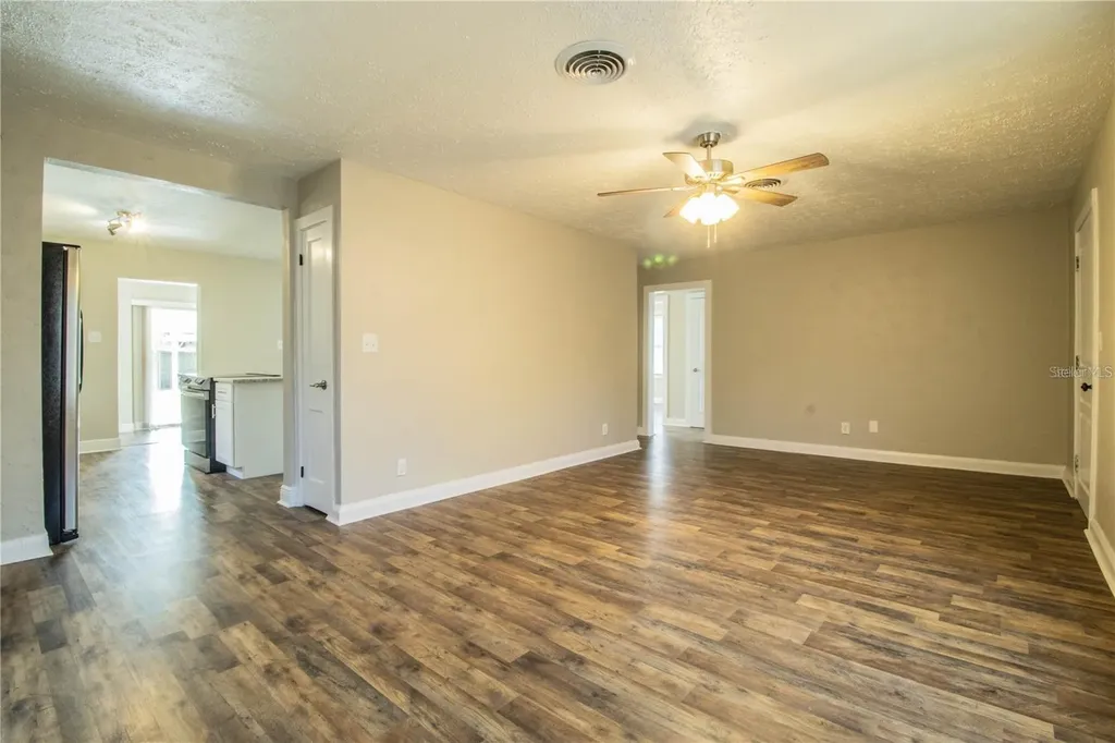 1851 E Elm Road Lakeland FL 33801