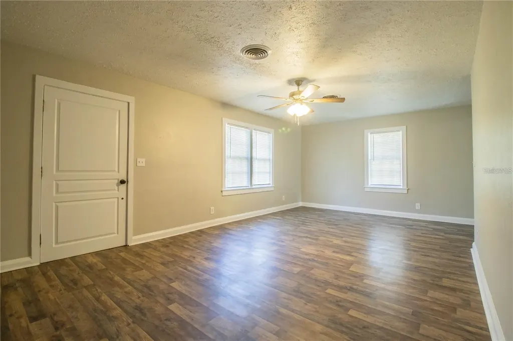 1851 E Elm Road Lakeland FL 33801