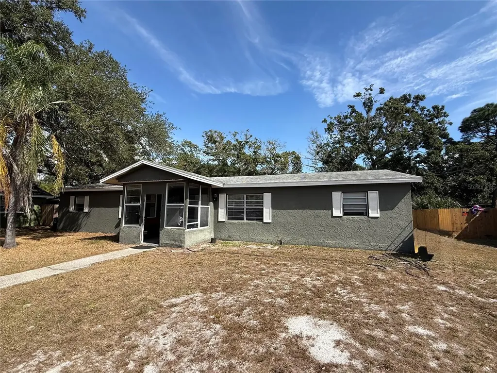 15717 Morgan Street Clearwater FL 33760