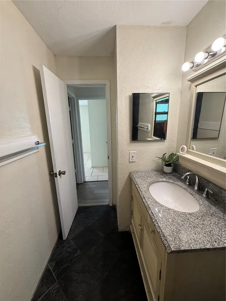 15717 Morgan Street Clearwater FL 33760