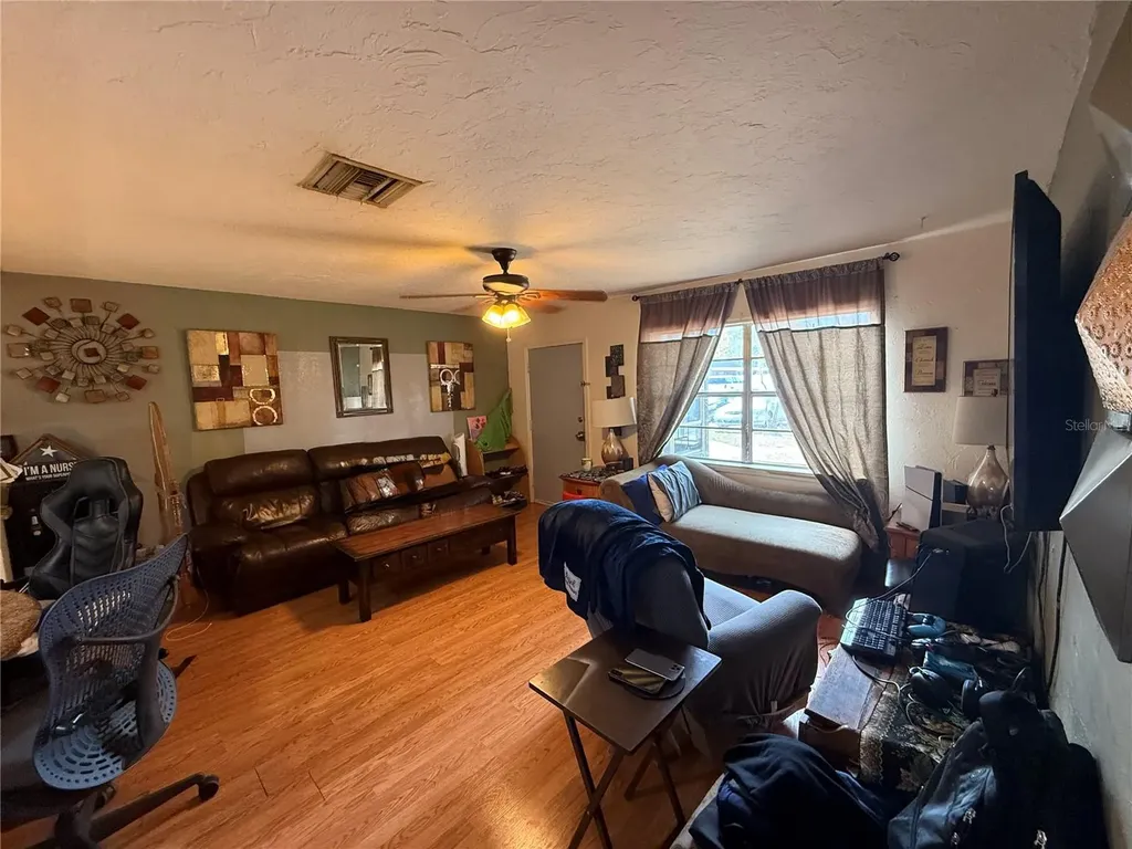 15717 Morgan Street Clearwater FL 33760