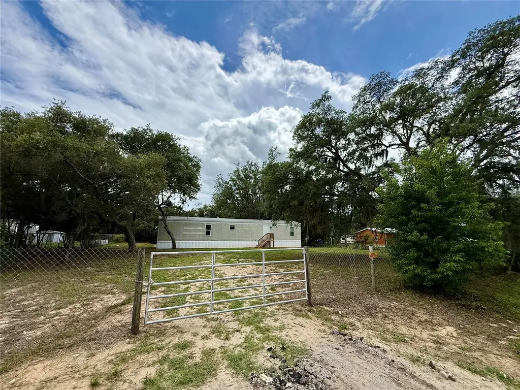 2716 Fast Trot Trail Lake Wales FL 33898