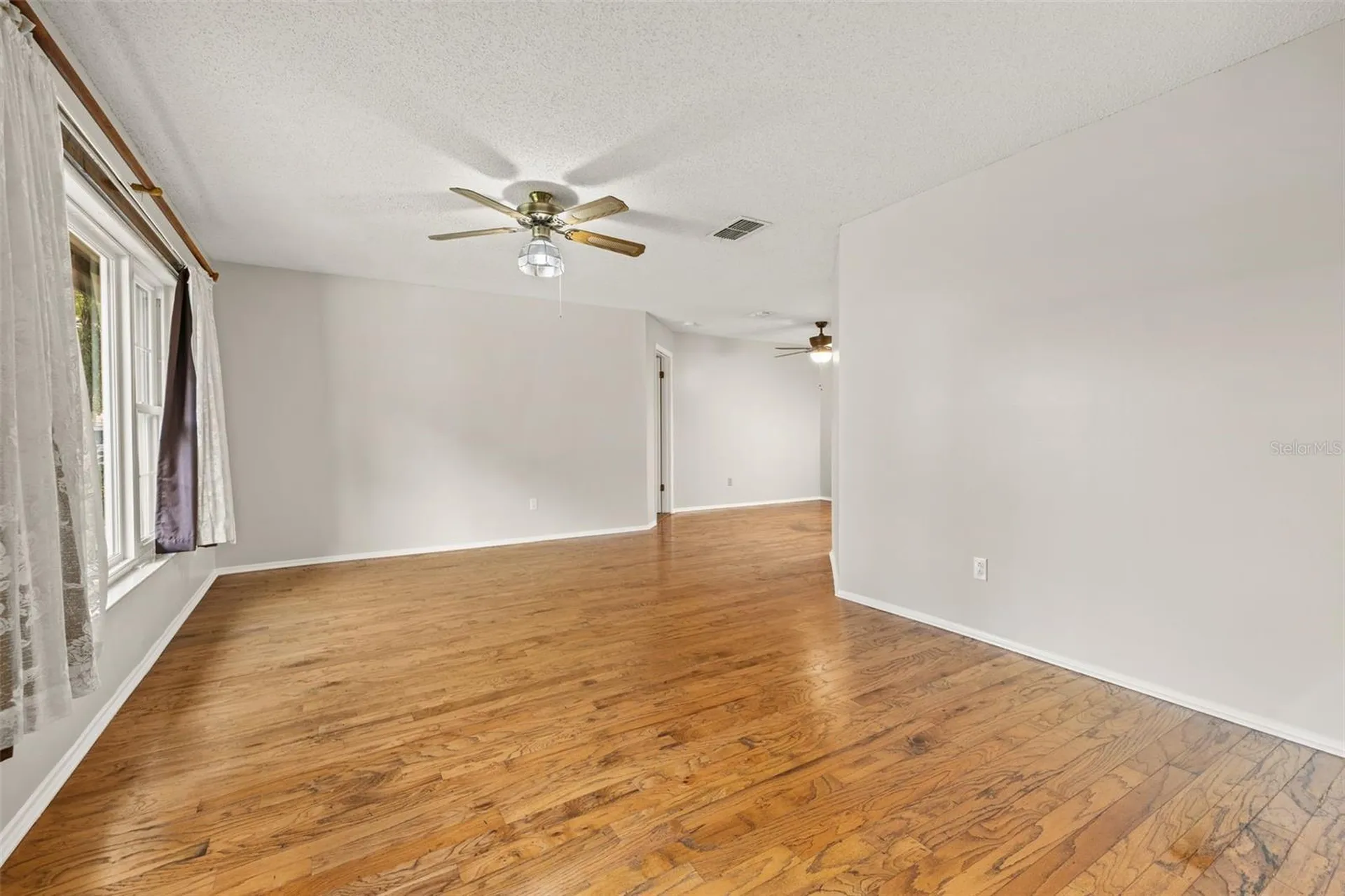 12242 Pantar Street Orlando FL 32837
