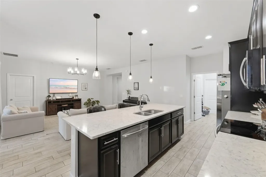 1097 Hendon Loop Davenport FL 33837