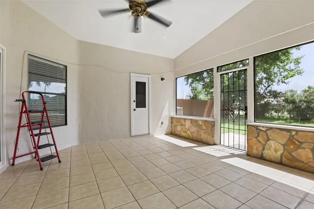 3075 Woolridge Drive Orlando FL 32837