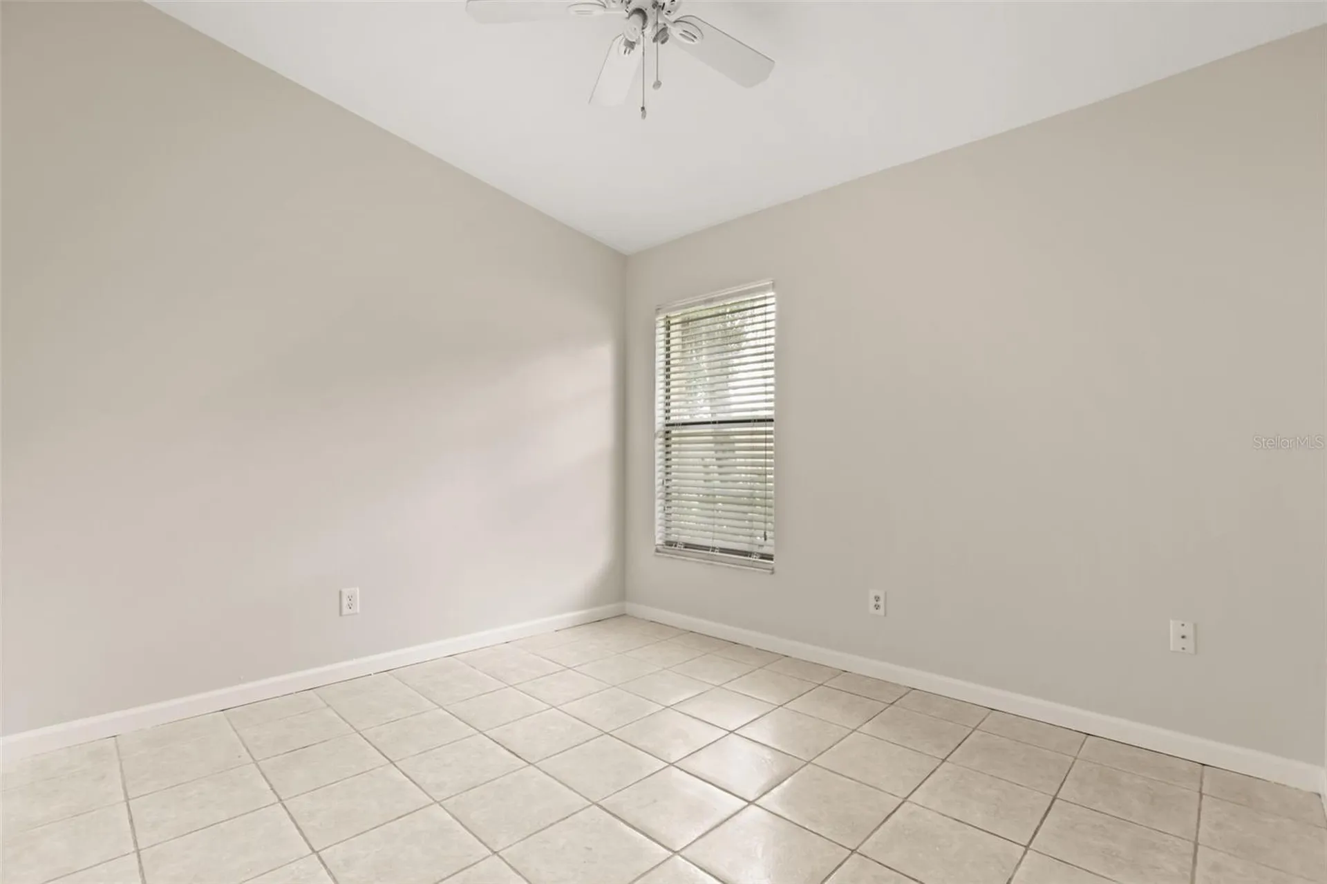3075 Woolridge Drive Orlando FL 32837
