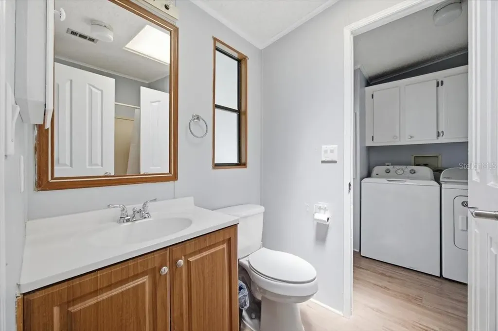2679 Lake Grassmere Circle Zellwood FL 32798