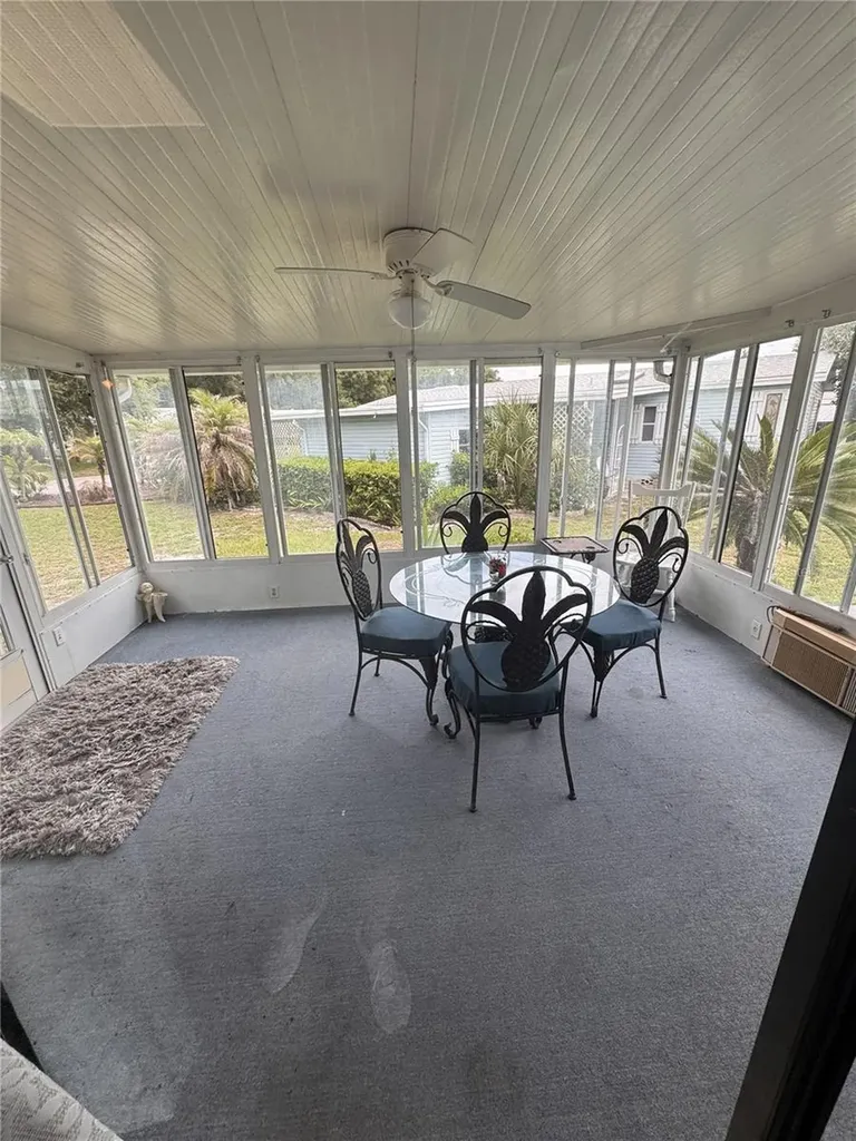 2679 Lake Grassmere Circle Zellwood FL 32798