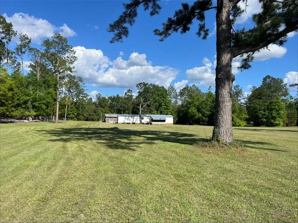 12482 161st Road Live Oak FL 32060