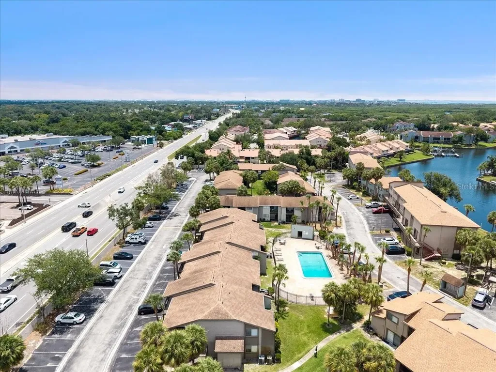 6332 Newtown Circle Tampa FL 33615