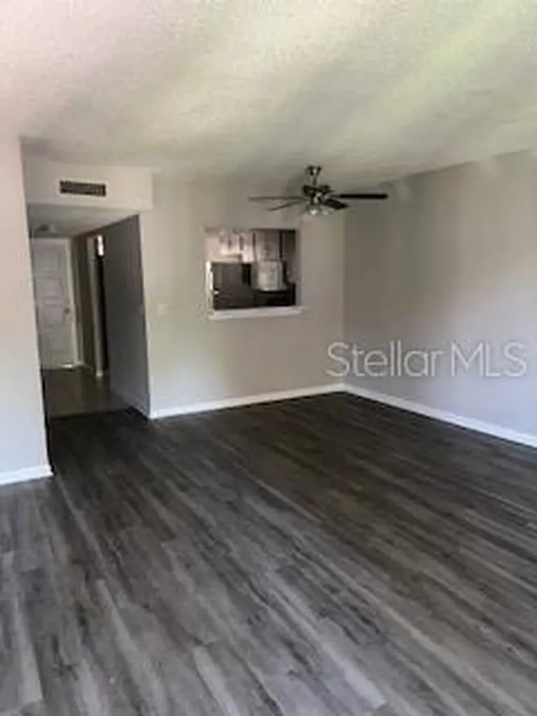 6332 Newtown Circle Tampa FL 33615