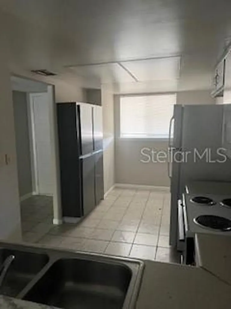 6332 Newtown Circle Tampa FL 33615