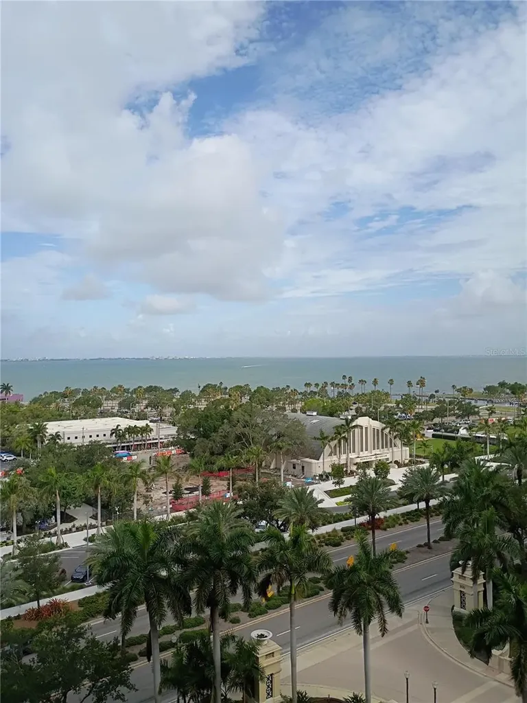 750 N Tamiami Trail Sarasota FL 34236