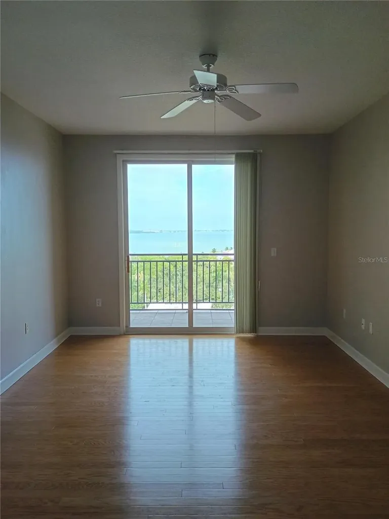 750 N Tamiami Trail Sarasota FL 34236