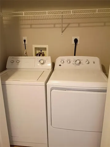 750 N Tamiami Trail Sarasota FL 34236