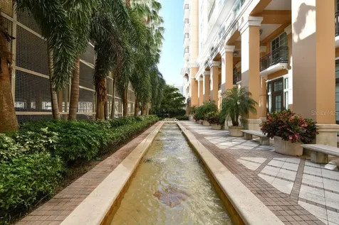 750 N Tamiami Trail Sarasota FL 34236