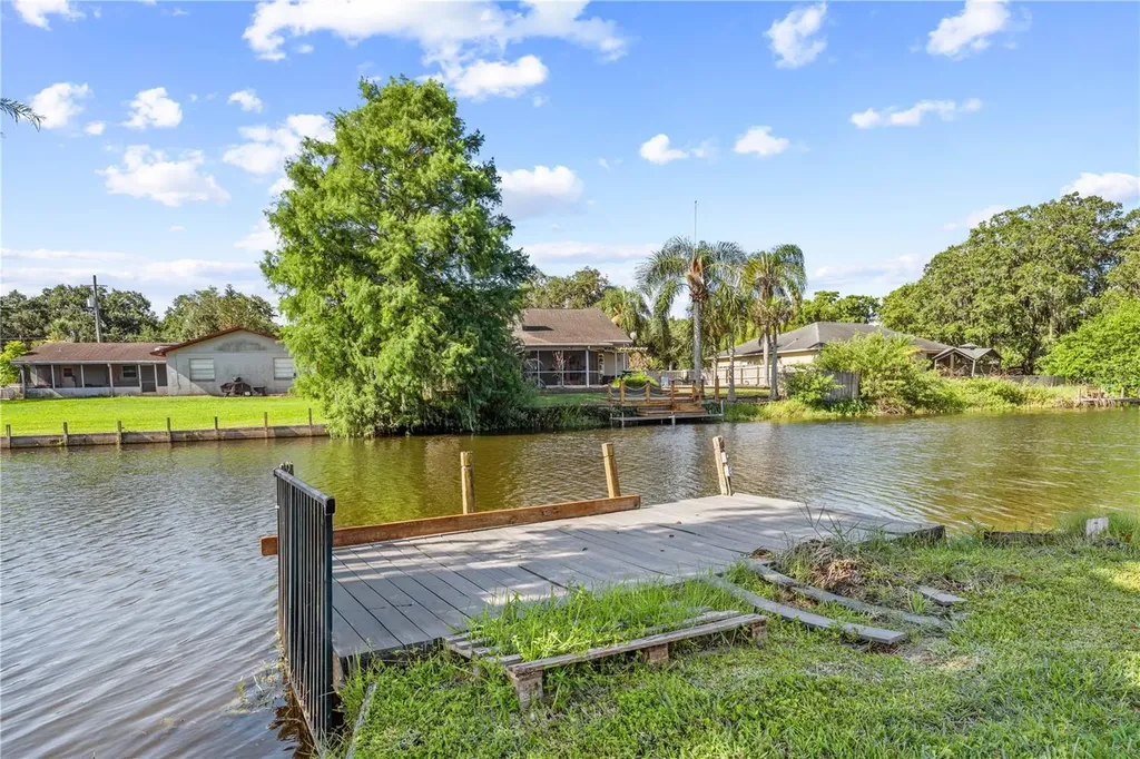 2664 Emerald Lake Court Kissimmee FL 34744