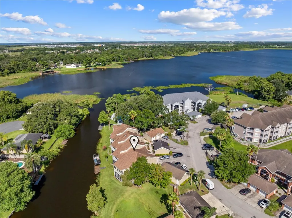 2664 Emerald Lake Court Kissimmee FL 34744