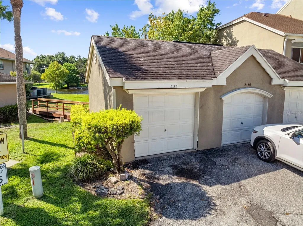 2664 Emerald Lake Court Kissimmee FL 34744