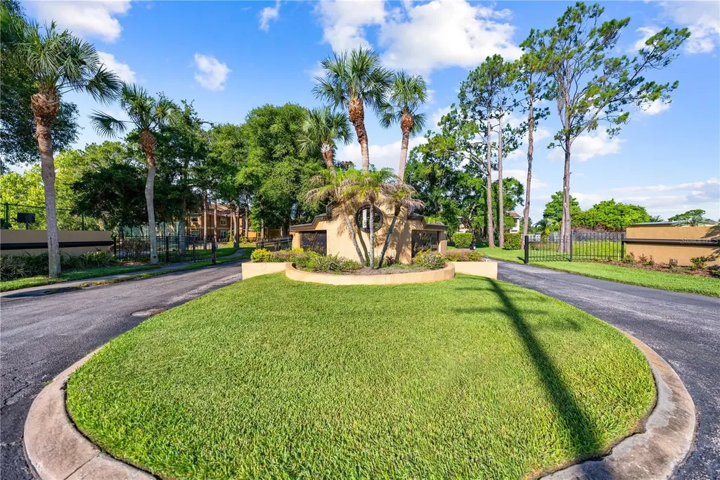 2664 Emerald Lake Court Kissimmee FL 34744
