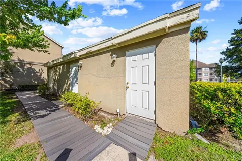 2664 Emerald Lake Court Kissimmee FL 34744