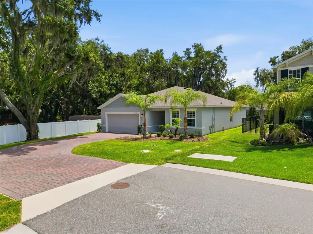 3060 Royal Street Winter Haven FL 33884