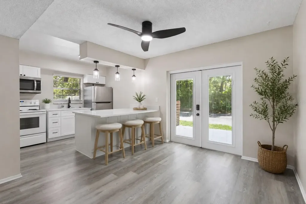 1228 E Muriel Street Orlando FL 32806