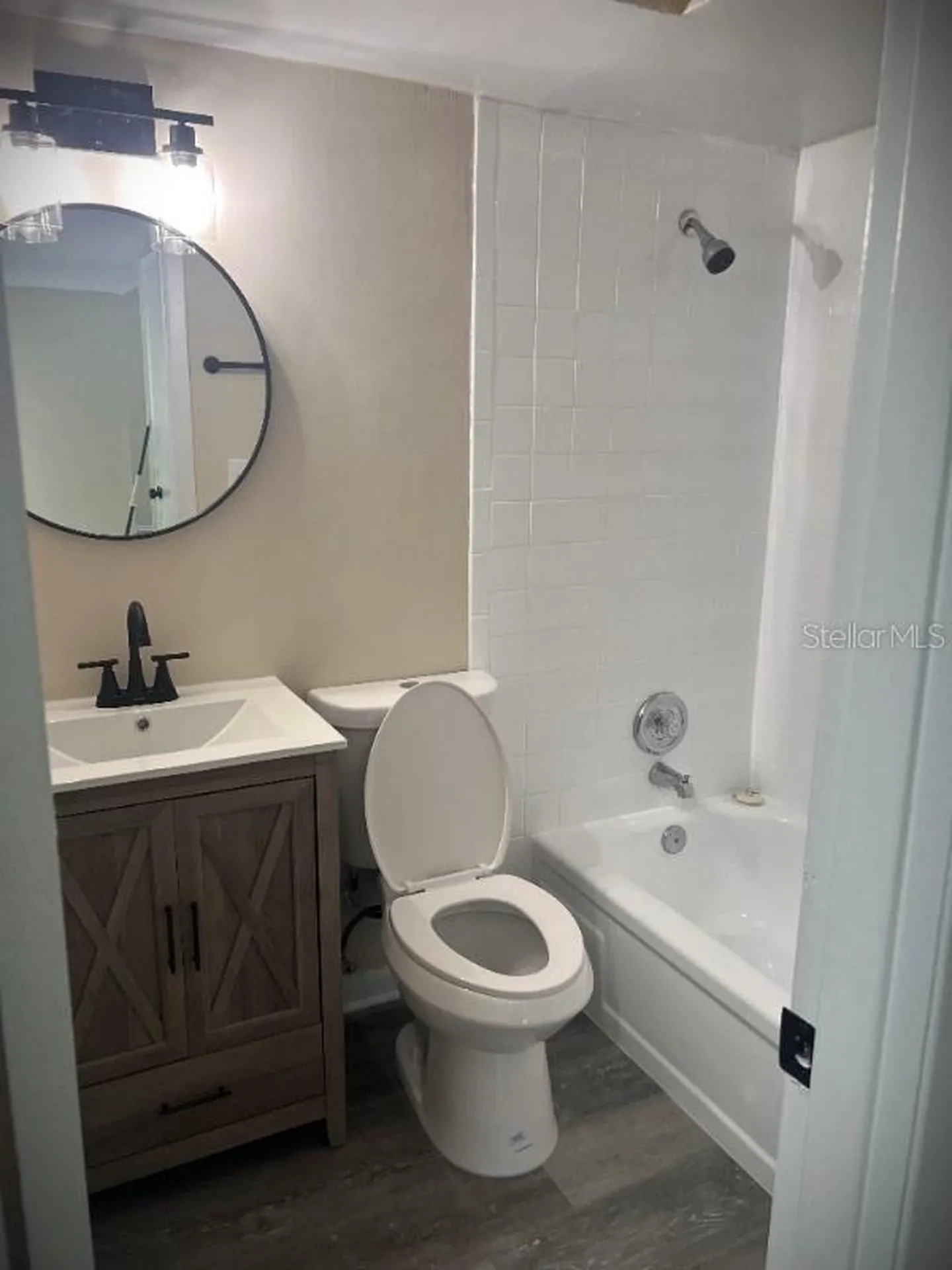 1228 E Muriel Street Orlando FL 32806