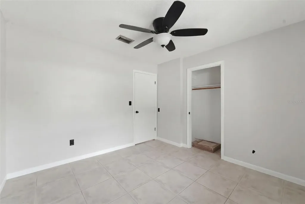 915 E Michigan Avenue Deland FL 32724
