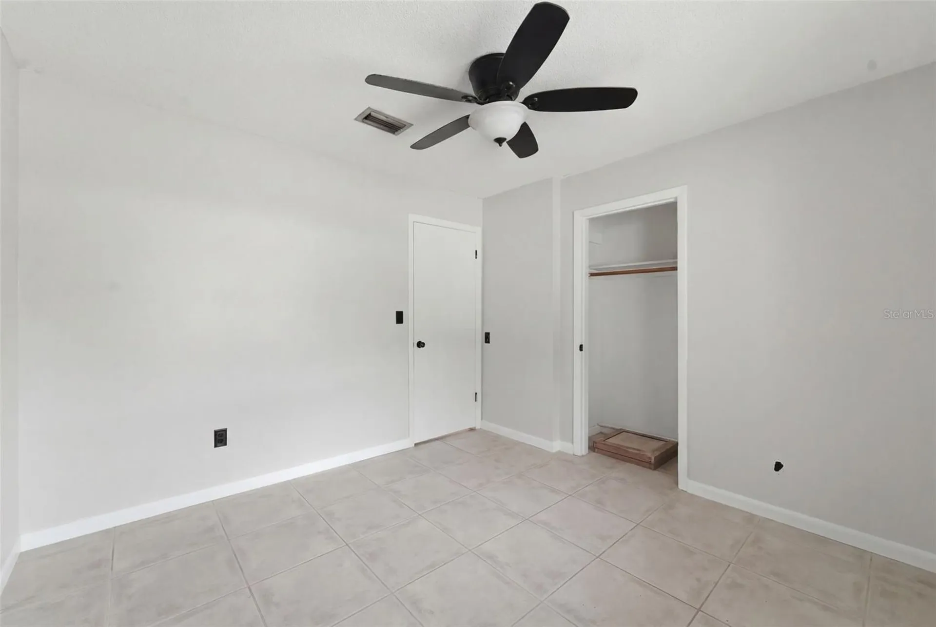 915 E Michigan Avenue Deland FL 32724