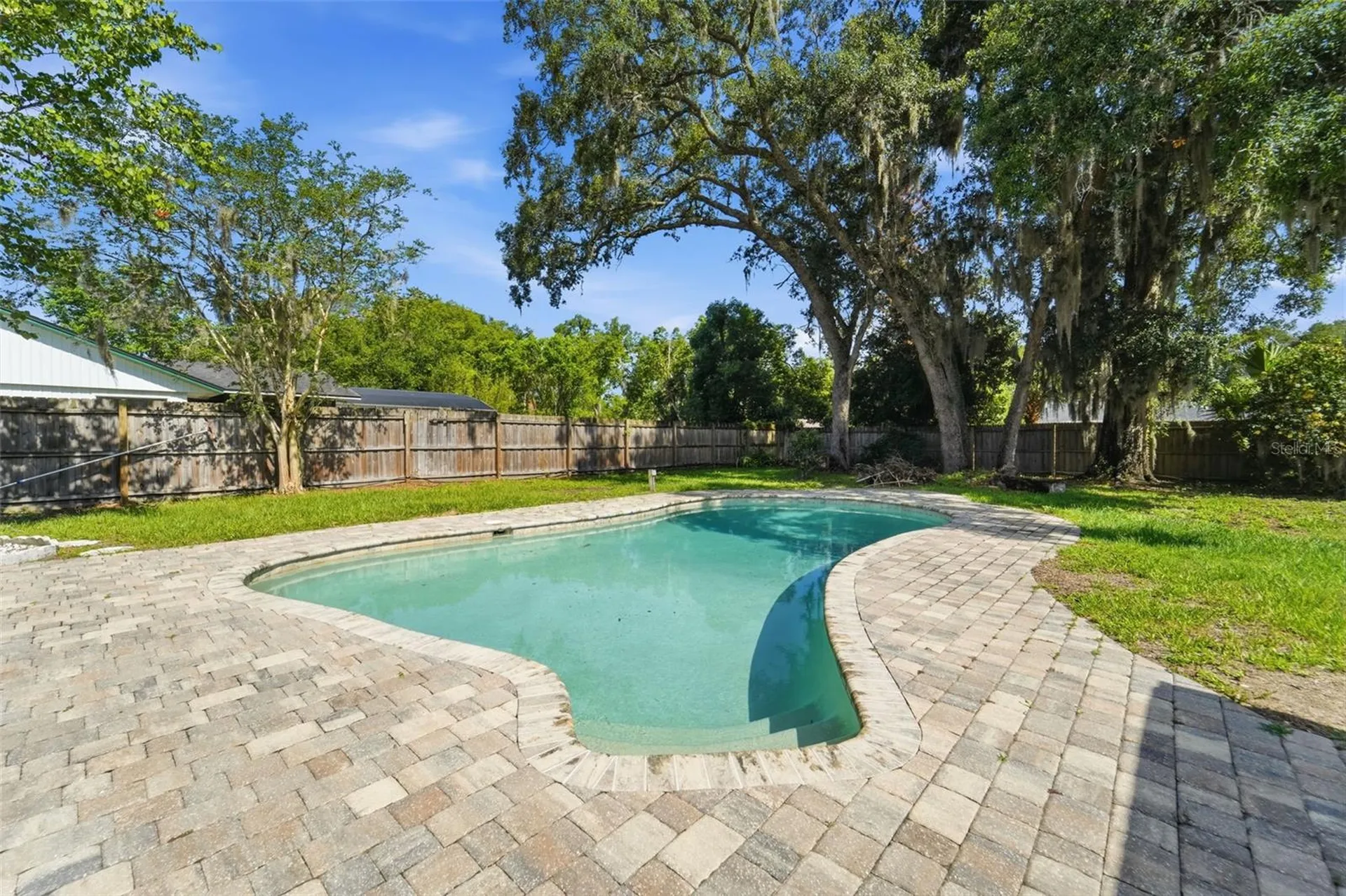 915 E Michigan Avenue Deland FL 32724