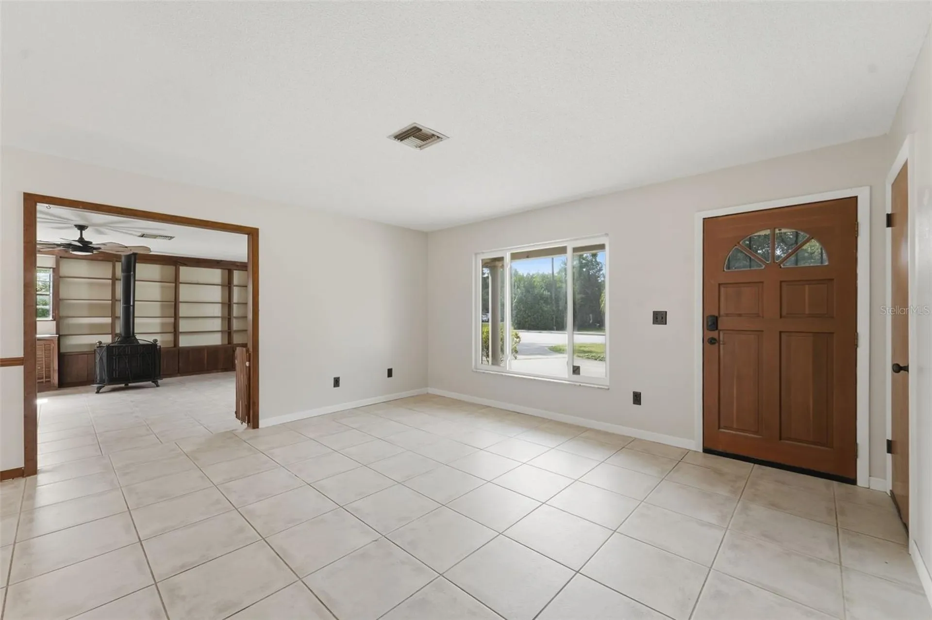 915 E Michigan Avenue Deland FL 32724